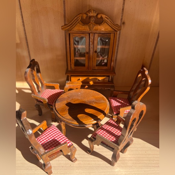 Elegant Brown Miniature Dollhouse Dining Set with Red Cushions - Picture 2 of 4